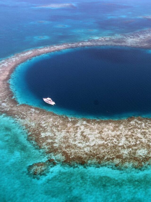 The Great Blue Hole: World’s Largest Sinkhole and Final Resting Place ...