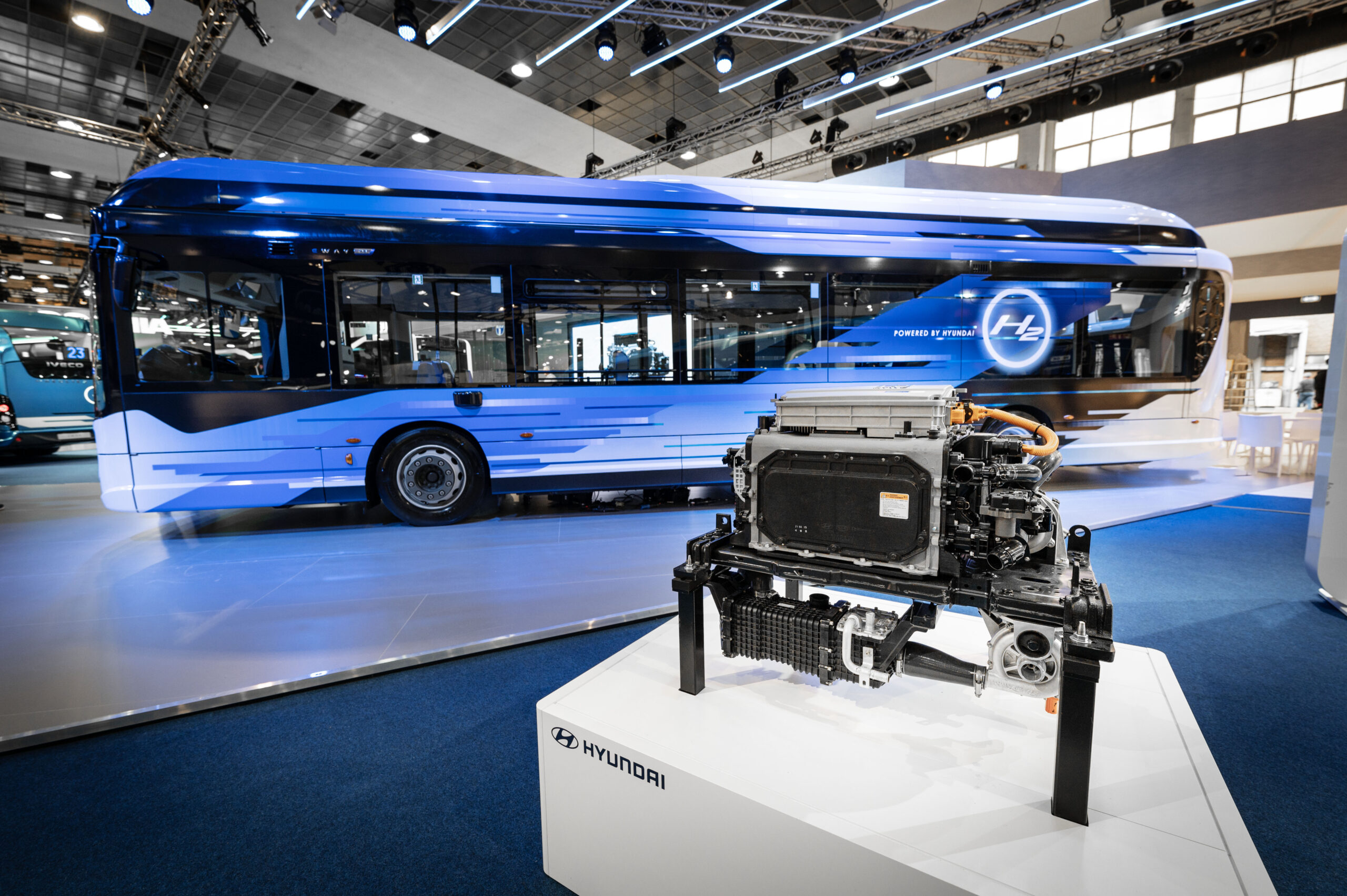 Iveco Group and Hyundai Motor Company Unveil a New Hydrogen City Bus at Busworld Trade Show in Brussels