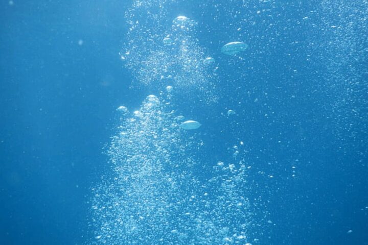 water bubbles.