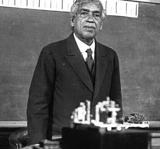 Bengali scientist Jagadish Chandra Bose (1858-1937) lecturing on the "nervous system" of plants at the Sorbonne in Paris in 1926