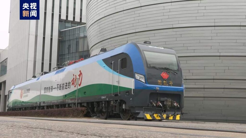 China's first new intelligent heavy-duty electric locomotive officially rolled off the production line in Zhuzhou. Photo Credit: Beijing News or CRRC