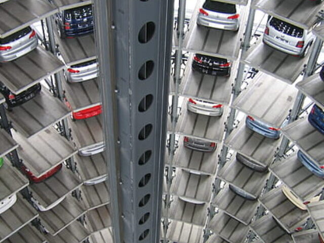 cropped-autos-technology-vw-multi-storey-car-park-preview-1.jpg