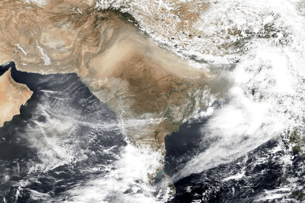 Dust Dynamics From Thar to Taklimakan: How Deserts Shape the Tibetan Plateau's Glacial Landscape!