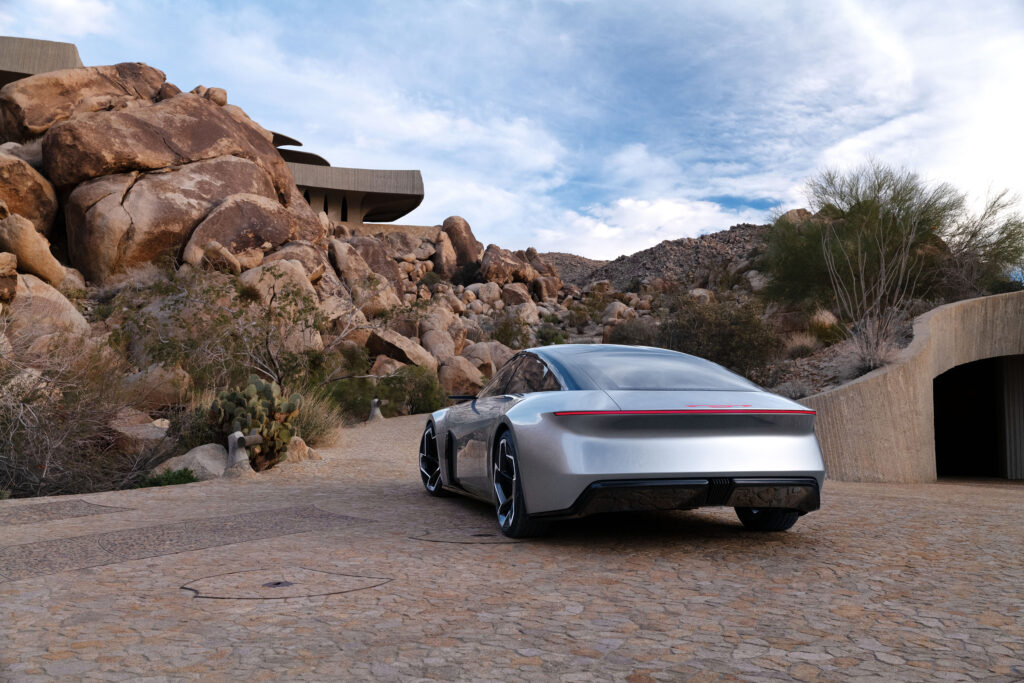 The rear of the Chrysler Halcyon concept also carries its own un