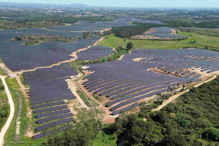 Expansive solar farm in countryside. Photo Source: next energy capital