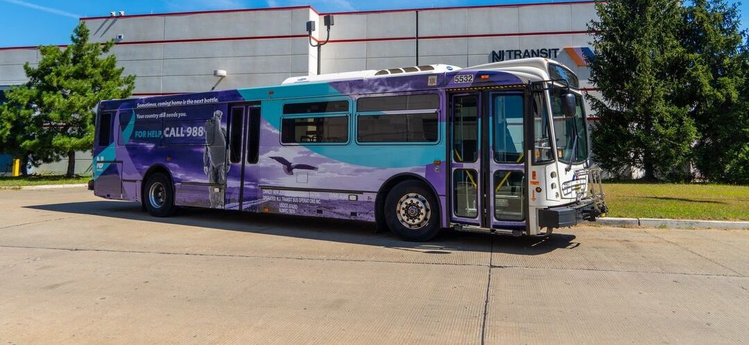 NJ TRANSIT unveiled a newly wrapped bus dedicated to spreading hope and raising awareness for mental health.