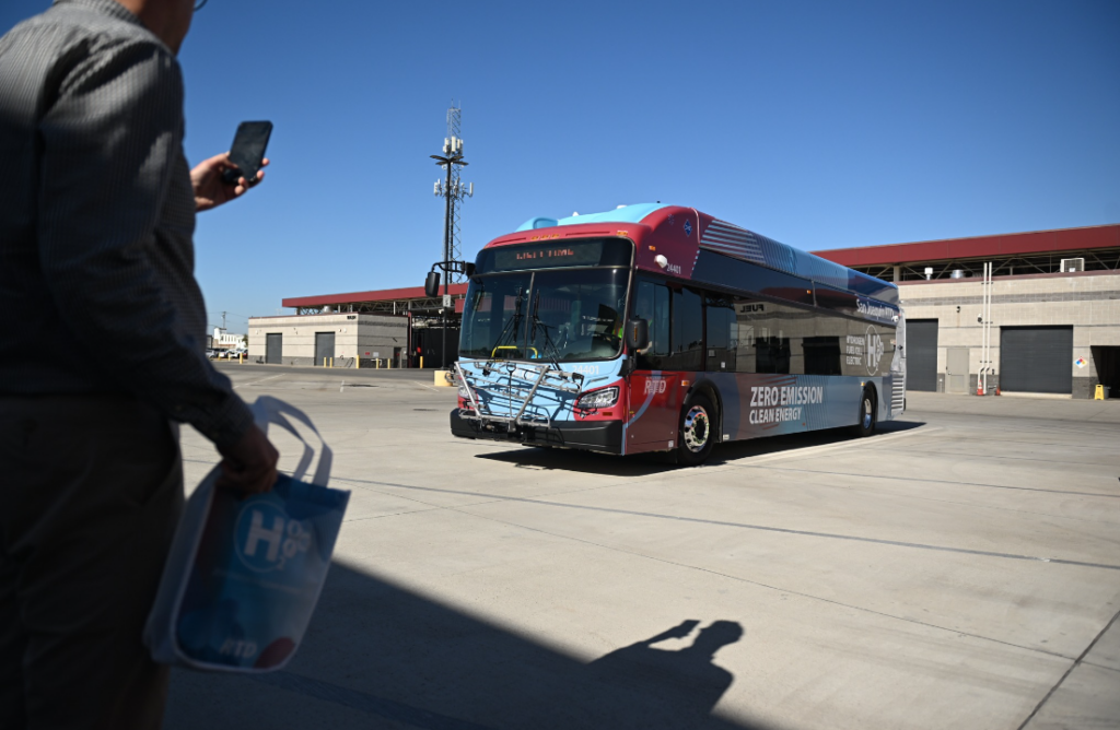 Hydrogen Cell Bus