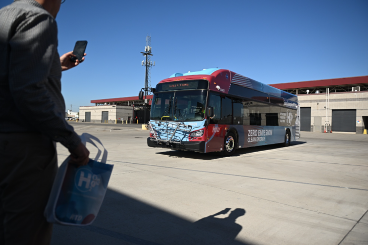 Hydrogen Cell Bus