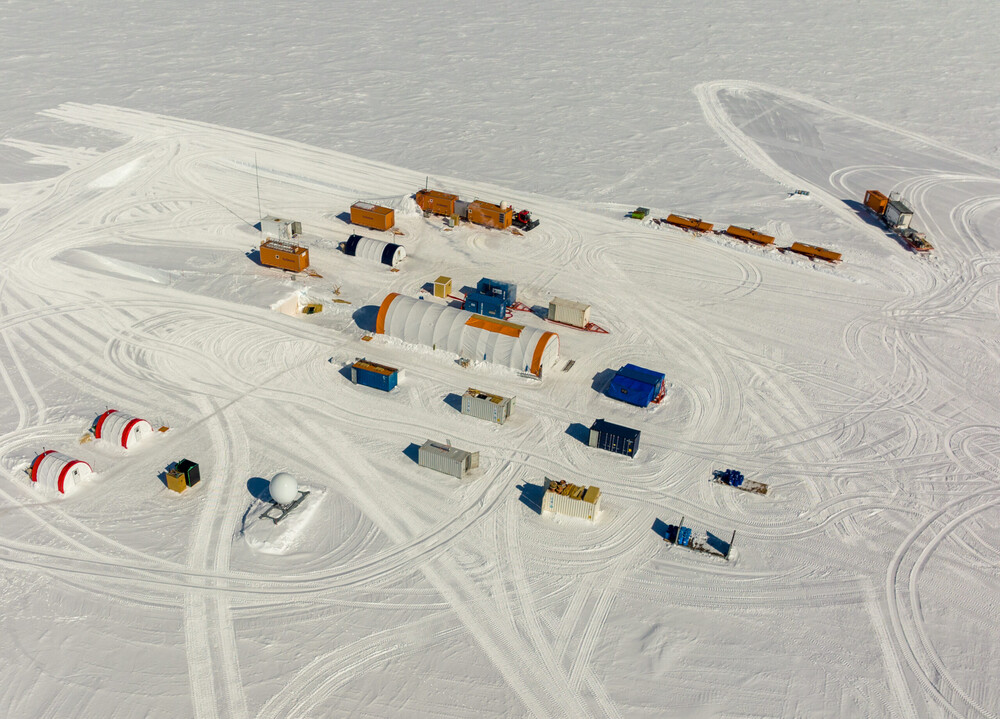 The Beyond EPICA-Oldest Ice Project, Photo Source: @British Antarctic Survey