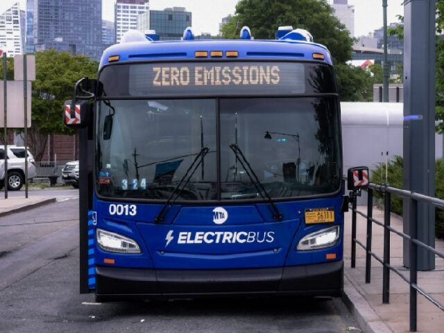 MTA's 265 Electric Buses to Cut NYC Emissions by 23,850 Metric Tons (Poster Image)