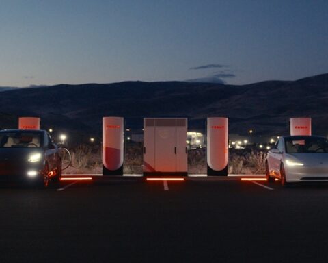 Cybertruck Tesla's V4 Superchargers. Photo Source: Tesla charging (Twitter)