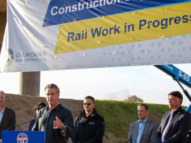 California's $310B Rail Plan Aims for 900K Jobs by 2050 (1)