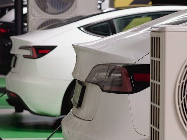 EV Batteries Could Last 40% Longer Than Thought (Poster Image)