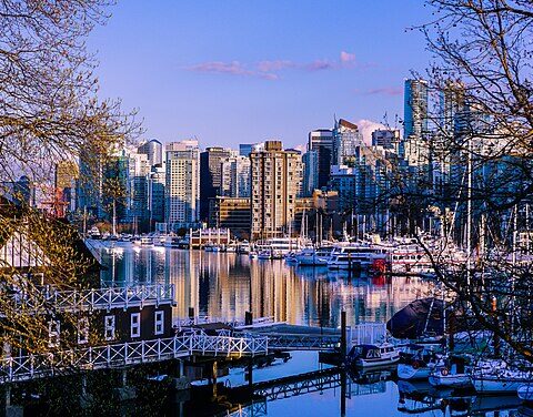 Representative Image. A picturesque city skyline with numerous high-rise buildings. Photo Source - Madhumanti Mandal (CC BY-SA 4.0)