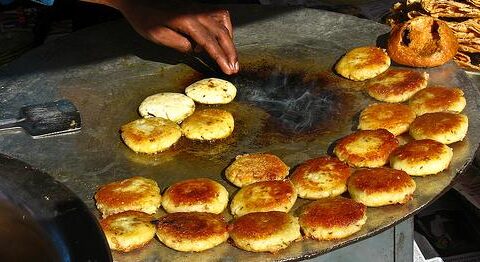 Indian street food. Photo Source: Shalu Sharma (CC BY-NC-SA 2.0)