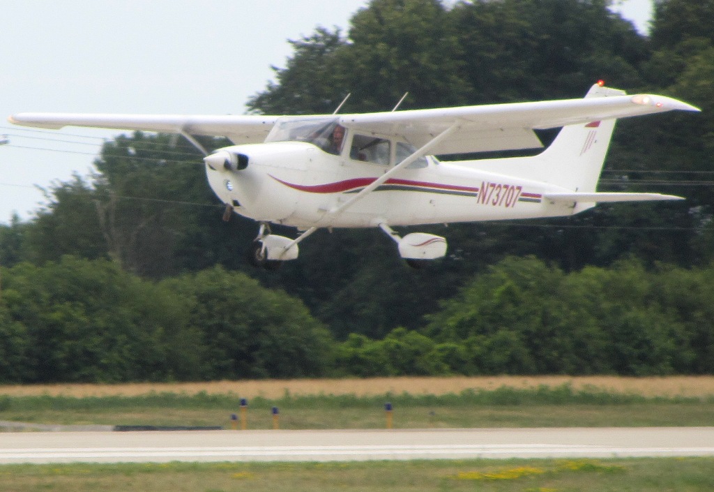 Representative image of a Cessna 172N Skyhawk. Photo Source: FlugKerl2 (CC BY-SA 3.0).