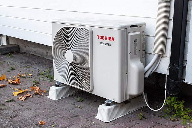 Heat pump.Photo Source:Arnt Brandseth (CC BY-SA 4.0)