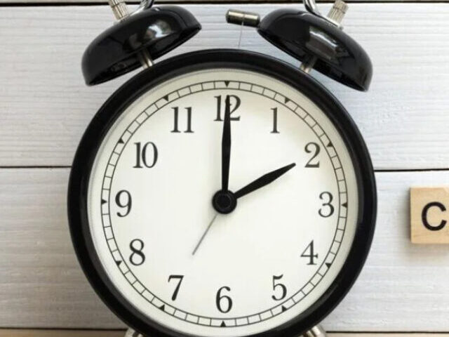 Texas, Kentucky Push to End Daylight Saving Time(17)