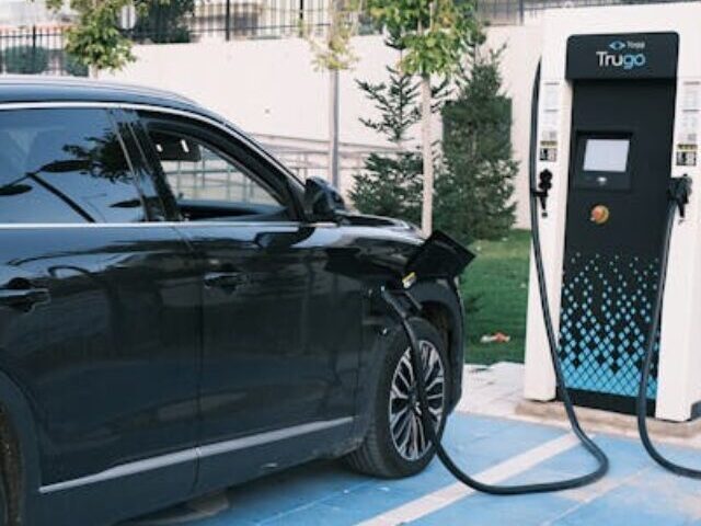 Trump Administration Suspends $5B EV Charging Network Expansion