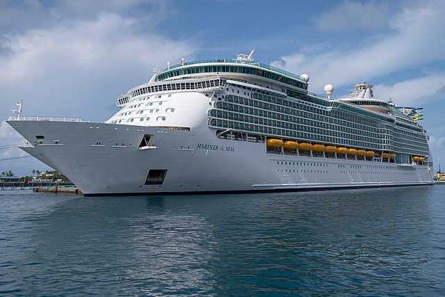 Exterior of the Mariner of the Seas.Photo Source:Gregory Varnum (CC BY-SA 4.0)