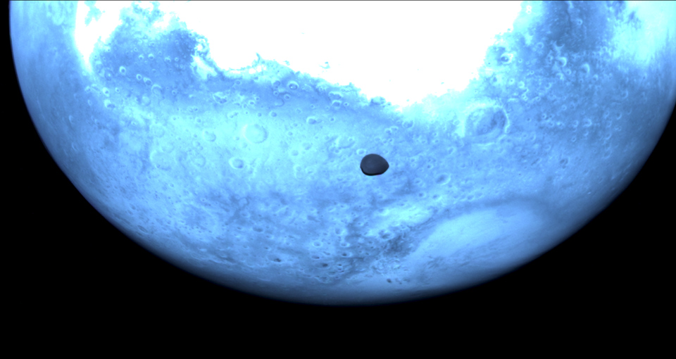 Mars and Deimos viewed by Hera's Hyperscout H.Photo Source:ESA