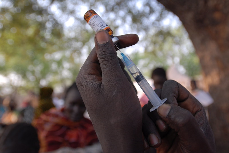 Representative Image health worker prepares a measles vaccine from a bottle, photo Source: UNICEF Ethiopia (CC BY-NC-ND 2.0)